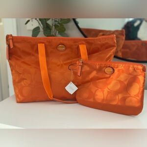 NWT Coach Signature C Tote Set